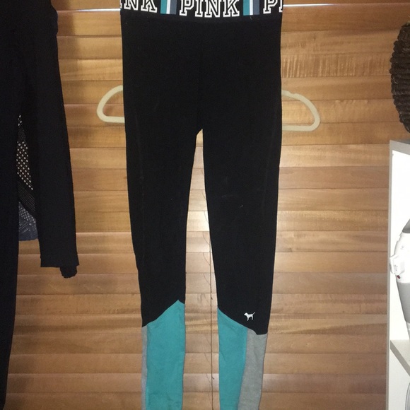 PINK Victoria's Secret Pants - Pink Victoria secret leggings